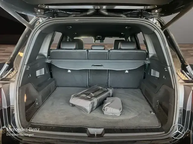 Mercedes-Benz EQB 300