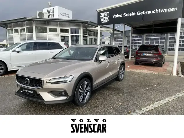 Volvo V60 Cross Country