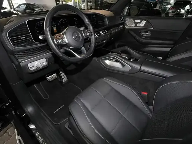 Mercedes-Benz GLS 400