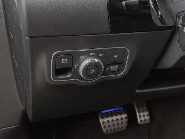 Mercedes-Benz GLA 220