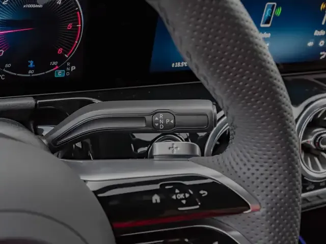 Mercedes-Benz GLA 220