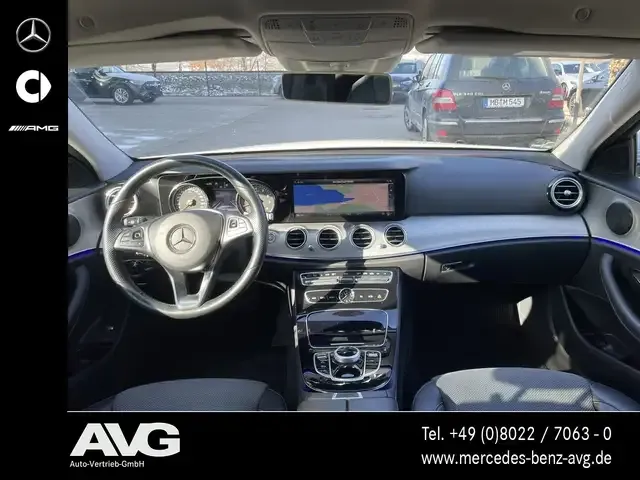 Mercedes-Benz E 400