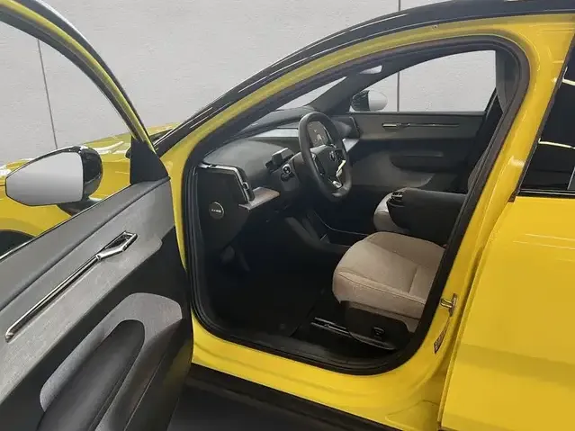 Volvo EX30