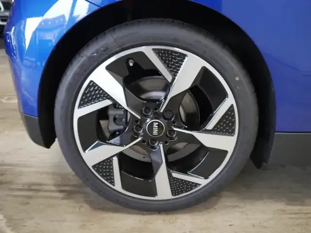 MINI Cooper SE