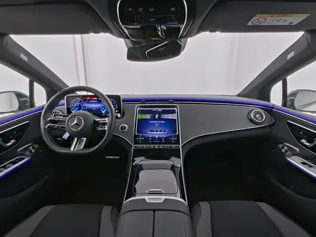 Mercedes-Benz EQE 300