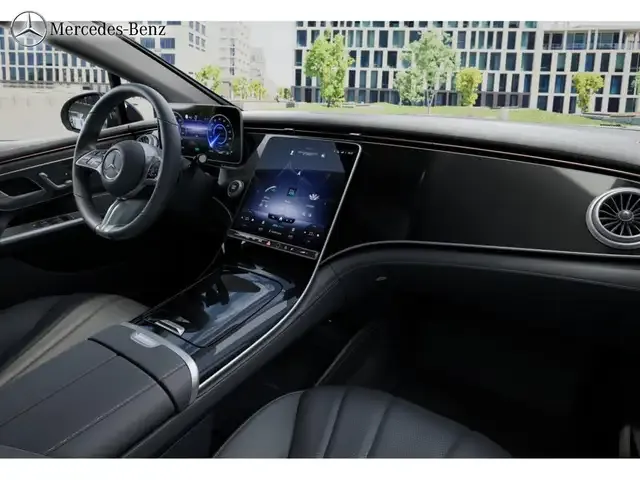 Mercedes-Benz EQE 300