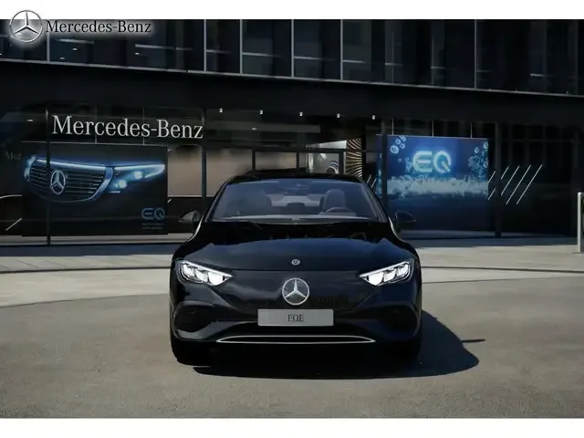 Mercedes-Benz EQE 300
