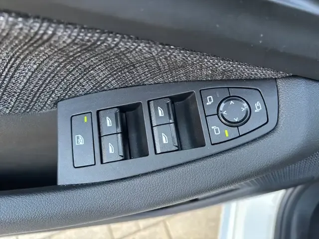 BMW 216
