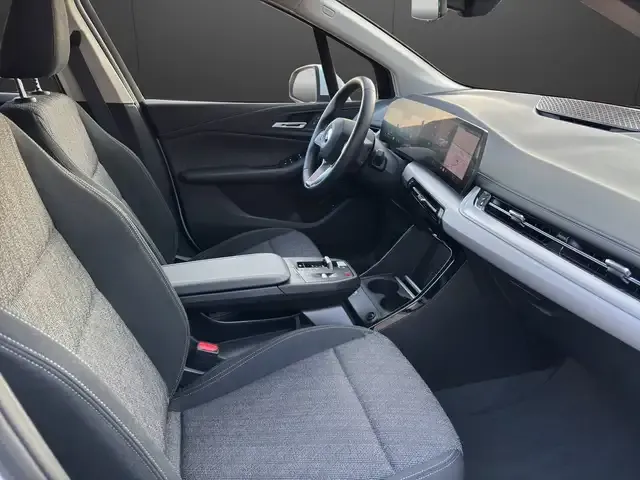BMW 216