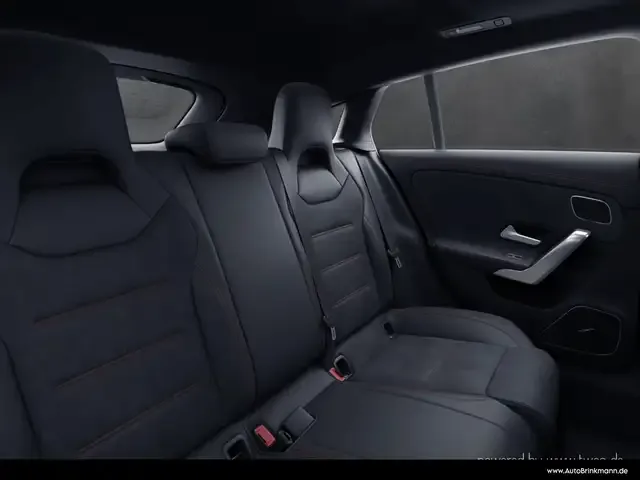 Mercedes-Benz CLA 220