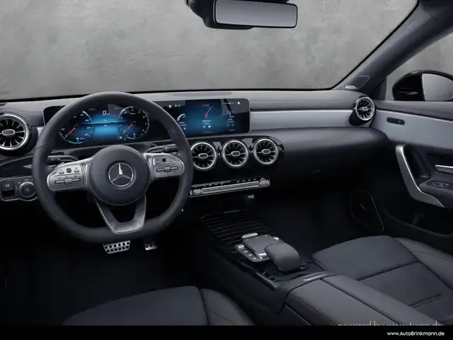Mercedes-Benz CLA 220