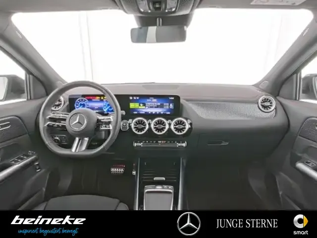 Mercedes-Benz EQA 300