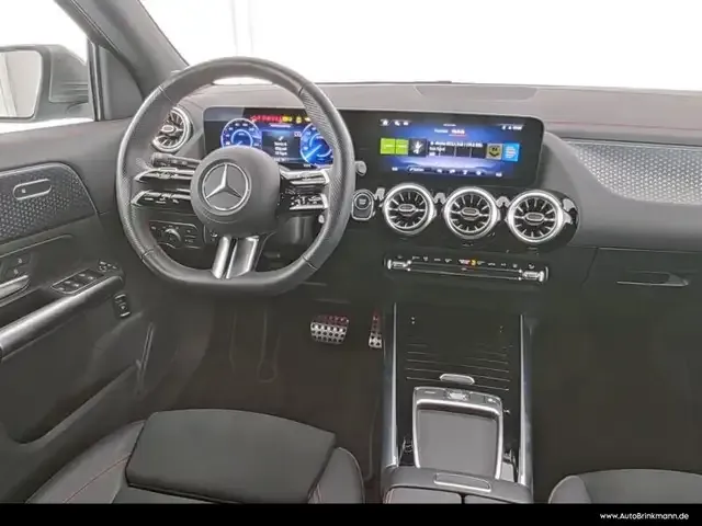 Mercedes-Benz EQA 300