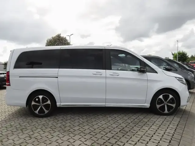 Mercedes-Benz EQV 300