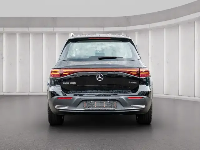 Mercedes-Benz EQB 300