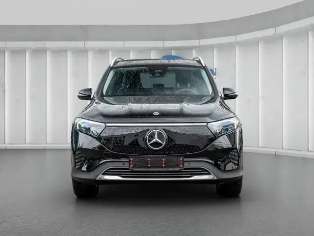 Mercedes-Benz EQB 300