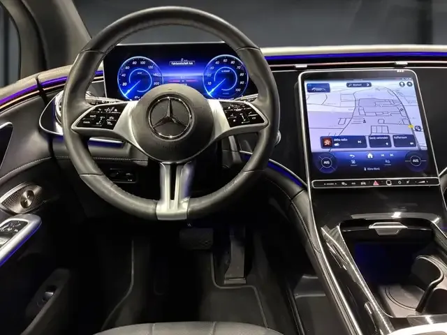 Mercedes-Benz EQE SUV