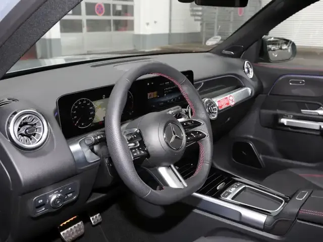 Mercedes-Benz GLB 200