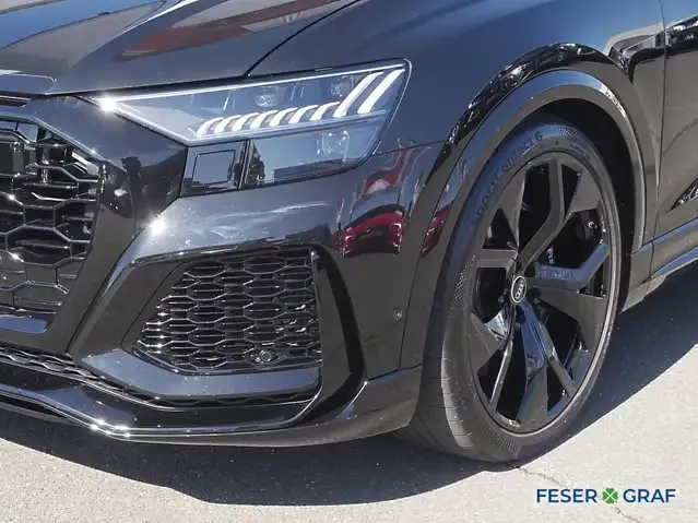 Audi RS Q8