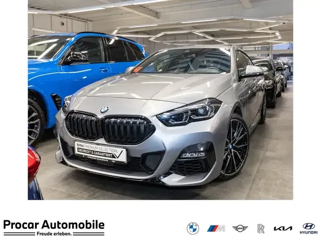 BMW 220