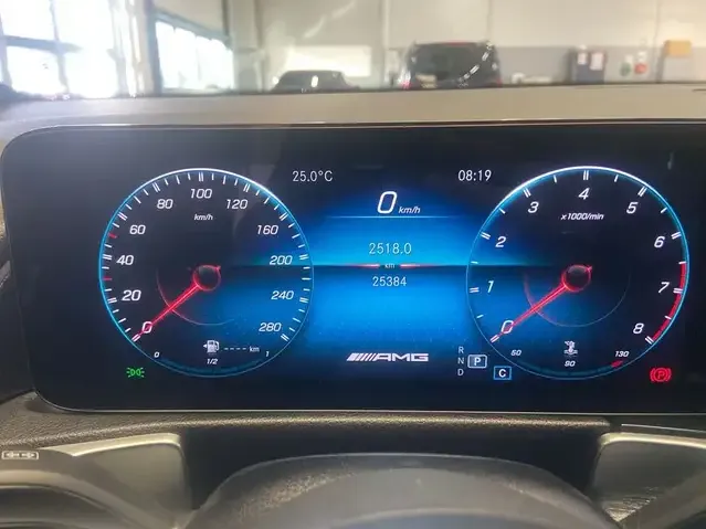 Mercedes-Benz GLB 35 AMG
