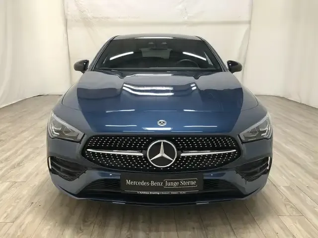 Mercedes-Benz CLA 250