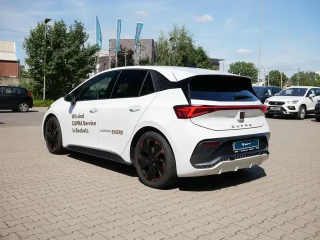 CUPRA Born