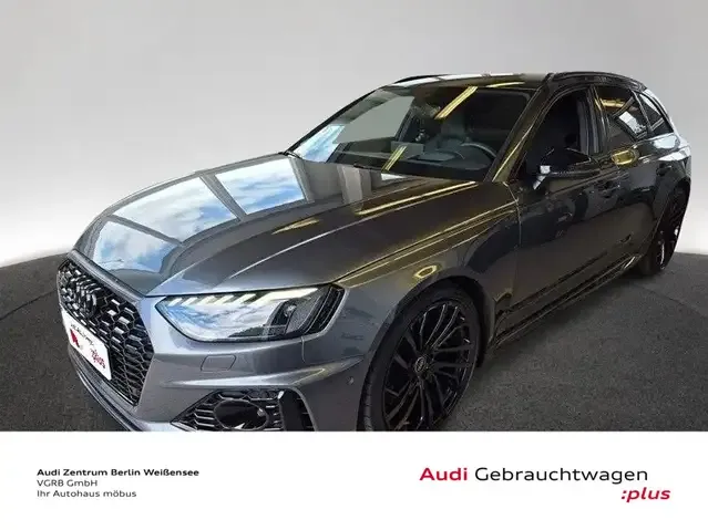 Audi RS4