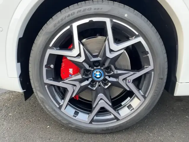 BMW iX2