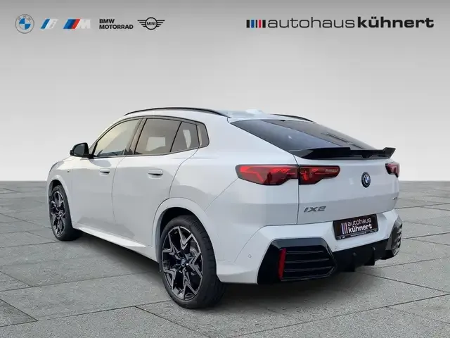 BMW iX2