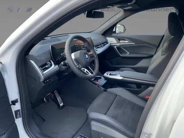 BMW iX2