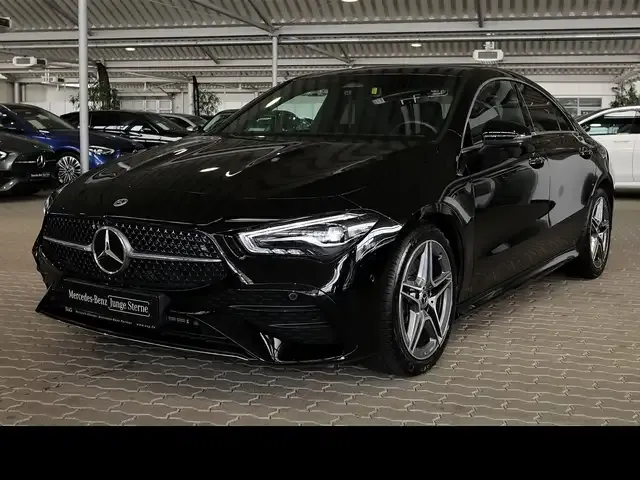 Mercedes-Benz CLA 200