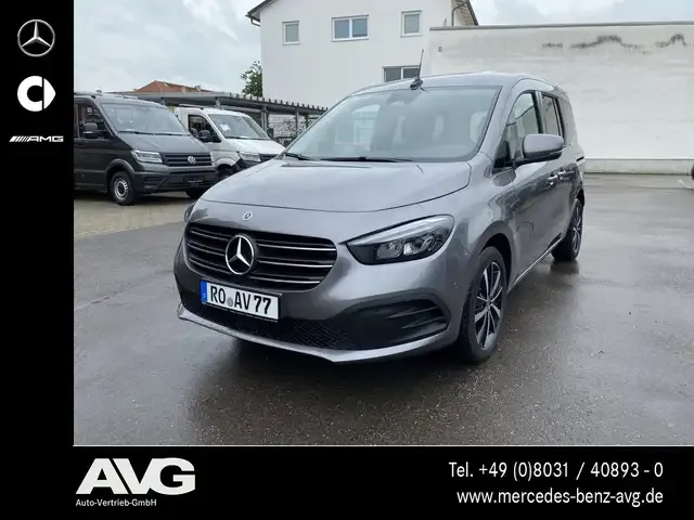 Mercedes-Benz Sonstiges