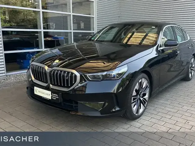 BMW i5
