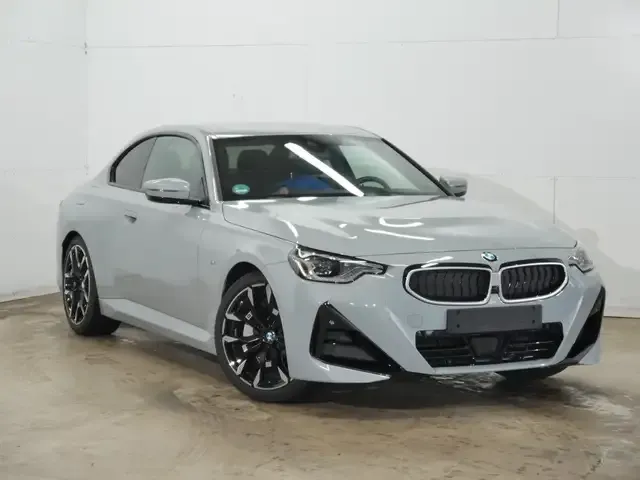 BMW 230