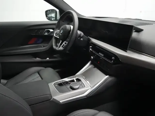 BMW 230