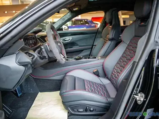 Audi RS e-tron GT