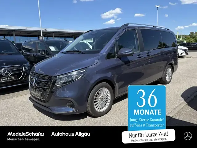 Mercedes-Benz V 220