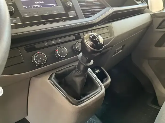 Volkswagen T6.1 Transporter