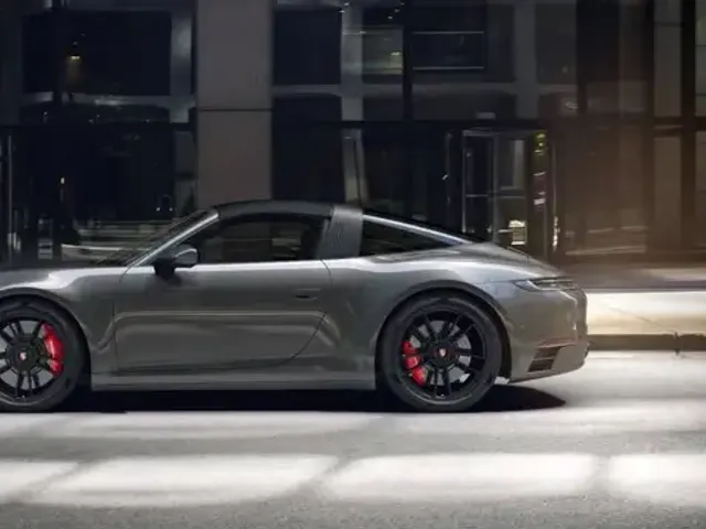 Porsche 992