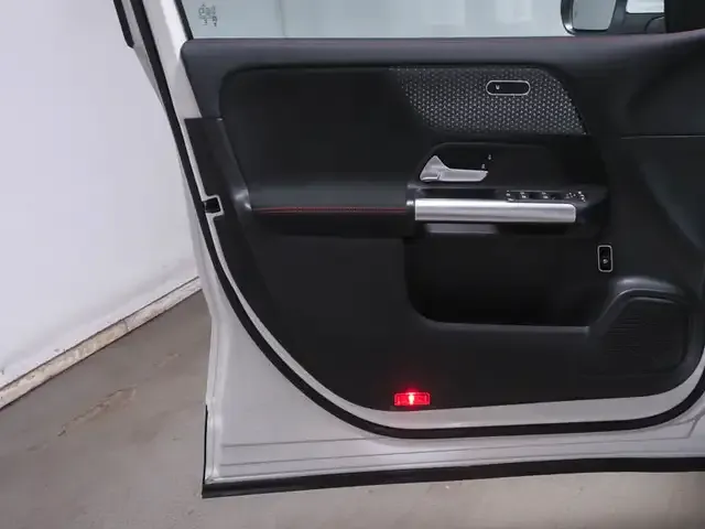 Mercedes-Benz EQA 350