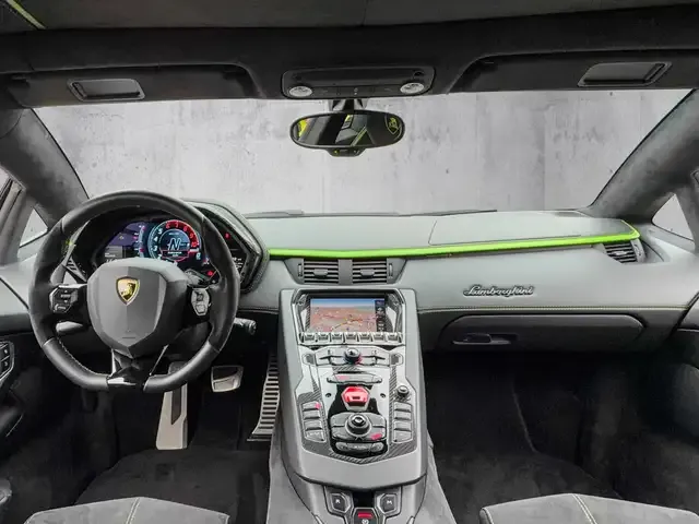 Lamborghini Aventador