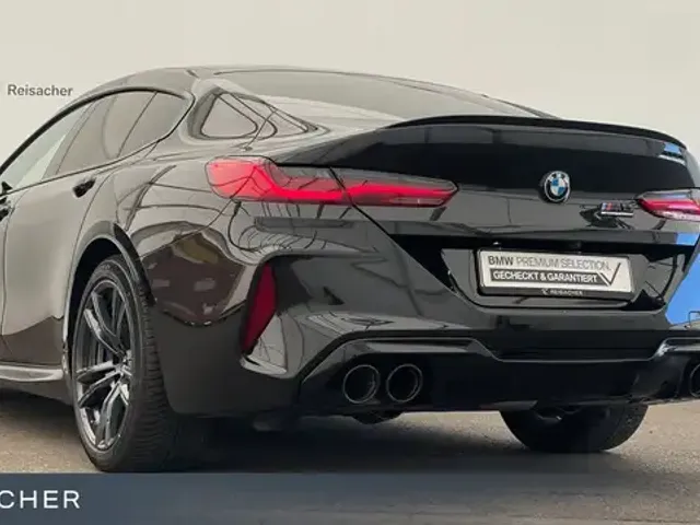 BMW M8