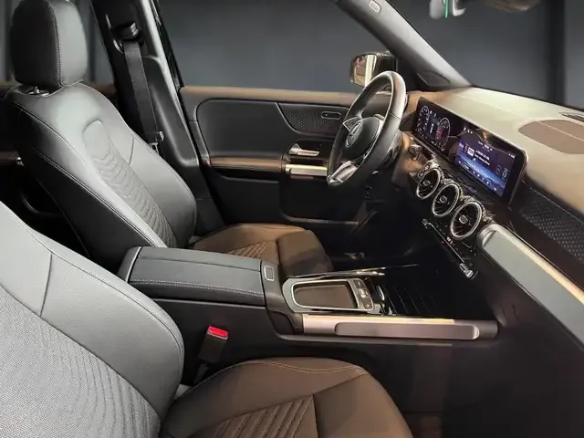 Mercedes-Benz GLB 200