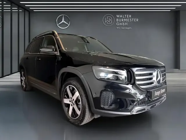 Mercedes-Benz GLB 200