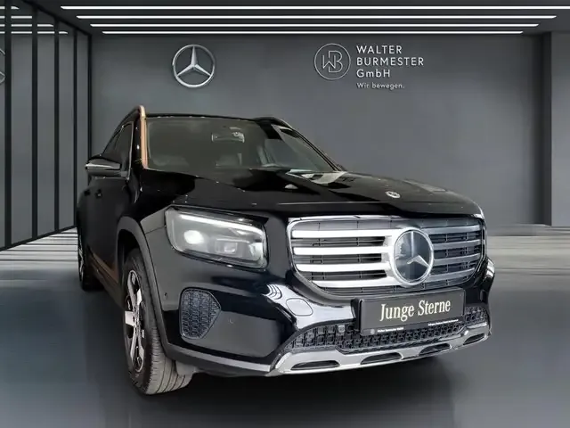 Mercedes-Benz GLB 200