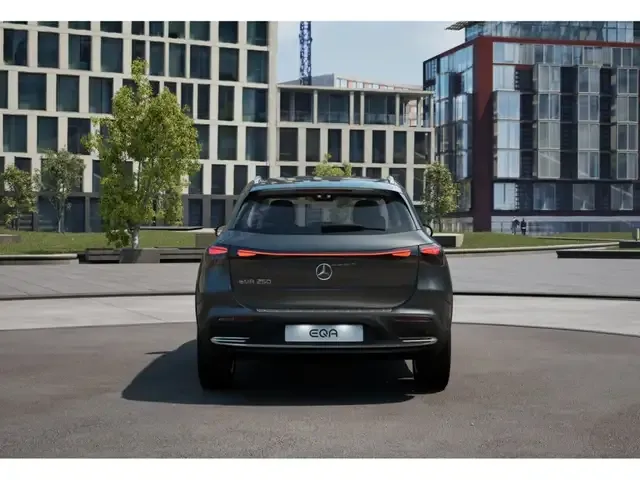 Mercedes-Benz EQA 250