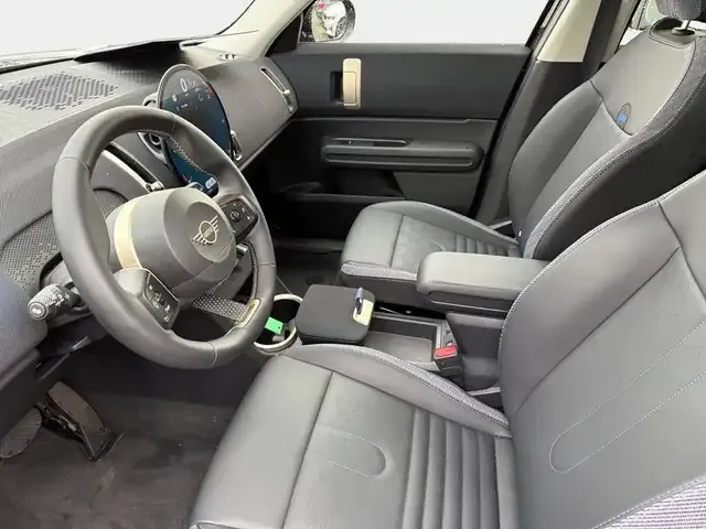 MINI Countryman C