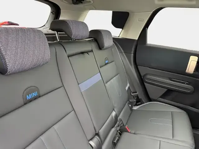 MINI Countryman C