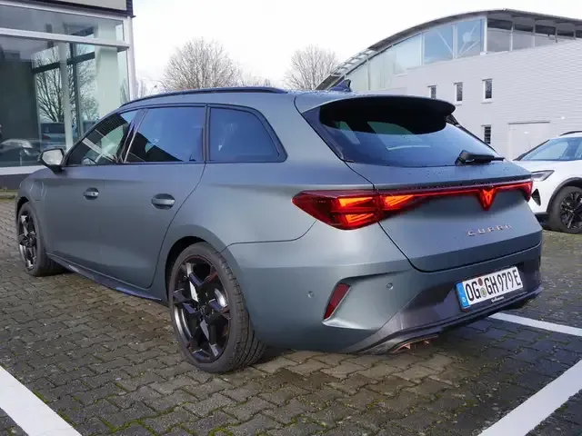 CUPRA Leon